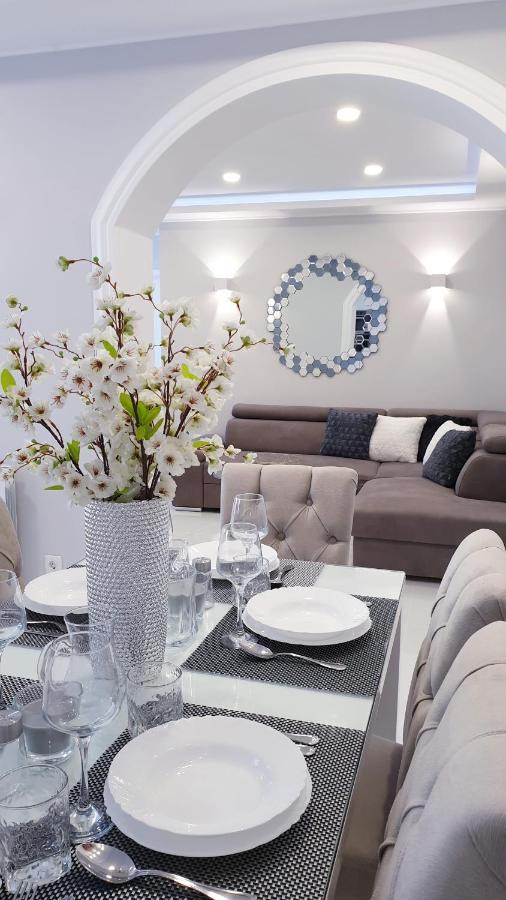 Holiday Apartment Villa Bianca Pazin Exteriér fotografie