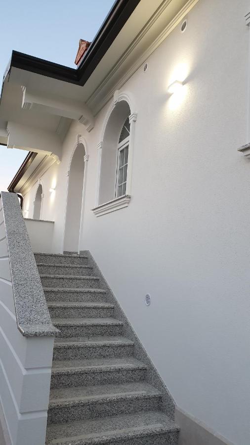 Holiday Apartment Villa Bianca Pazin Exteriér fotografie